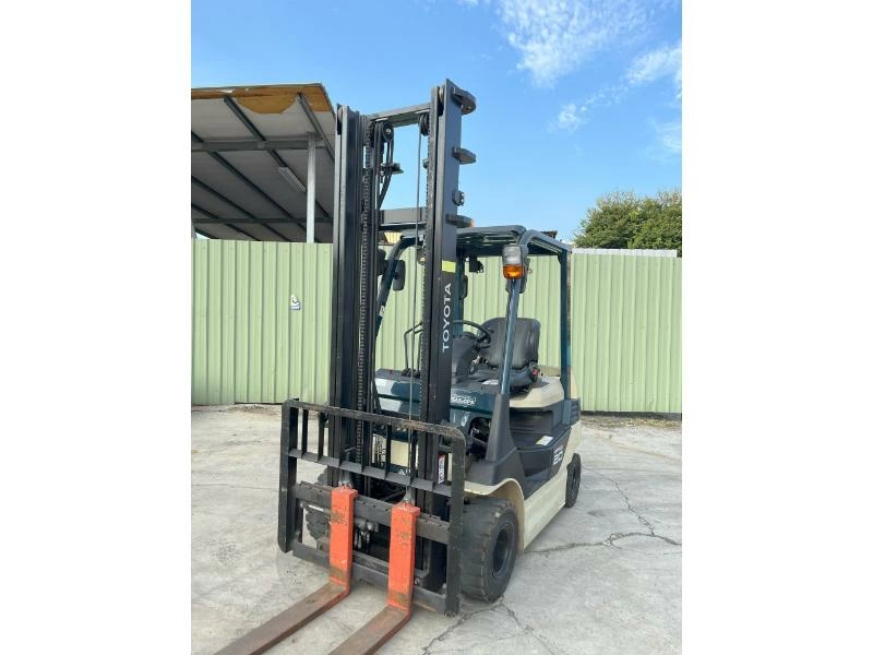 座式2.0噸-8FB20-二節四米 左右側移 座式2.0噸-8FB20-二節四米 左右側移