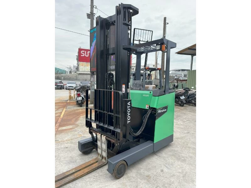 站立式1.5噸-8FBR18-三節六米