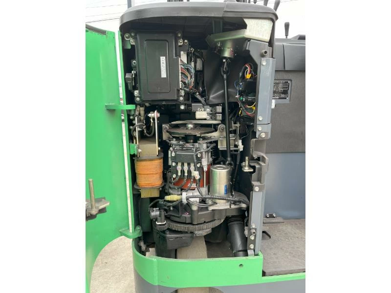 站立式1.5噸-8FBR18-三節六米