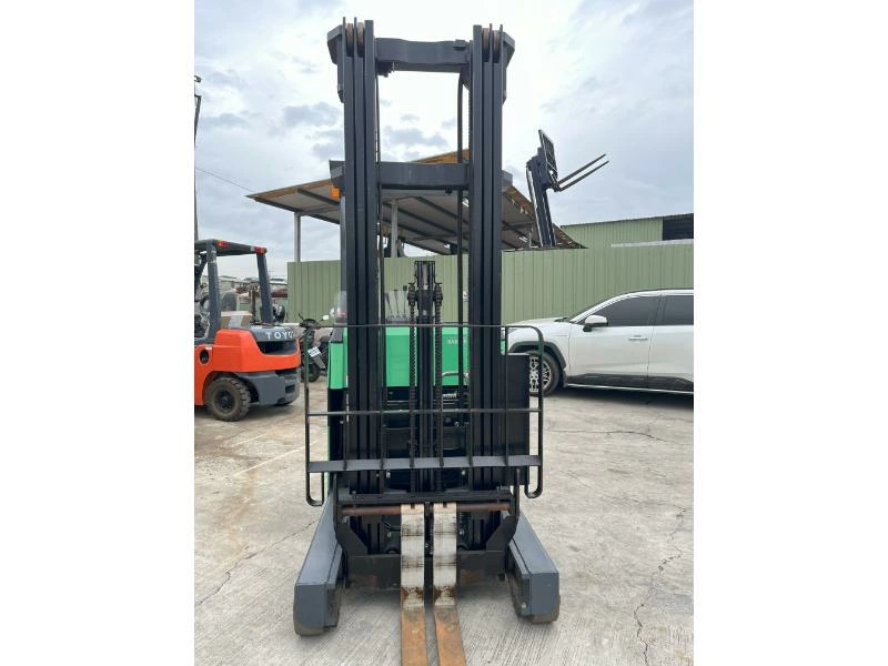 站立式1.5噸-8FBR18-三節六米