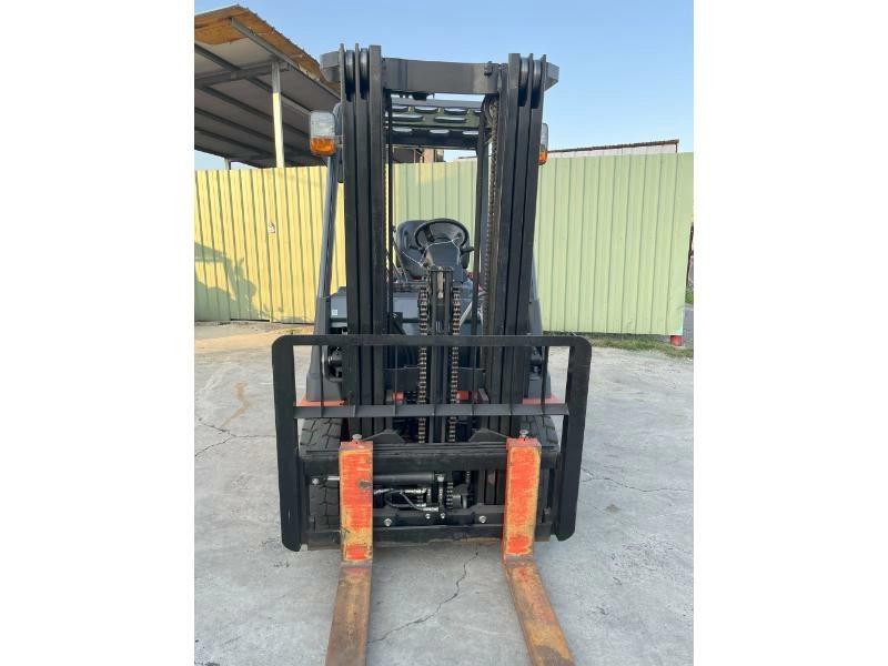 座式2.5噸-8FB25-三節四米三＋左右側移