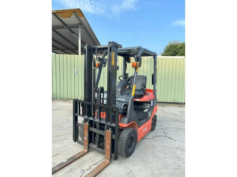 座式1.5噸-8FB15-貨櫃三米 座式1.5噸-8FB15-貨櫃三米