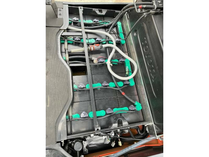 座式2.5噸-8FB25-三節四米五＋左右側移