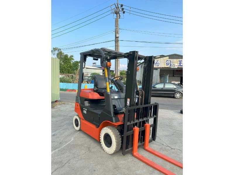 座式1.5噸-8FBH15-貨櫃三米