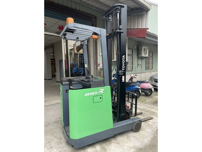 感謝『桃園某製造業』購買一台豐田站立式電動堆高機 感謝『桃園某製造業』購買一台豐田站立式電動堆高機