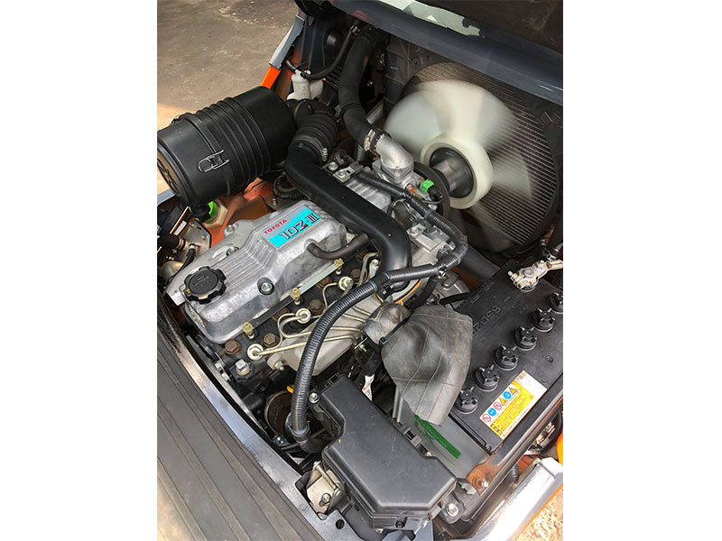 座式柴油堆高機_8FD10_2節3米