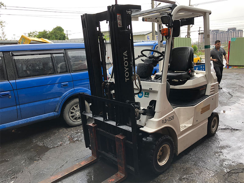 電動座式(2.5噸)_7FB25_3節4.5米 電動座式(2.5噸)_7FB25_3節4.5米