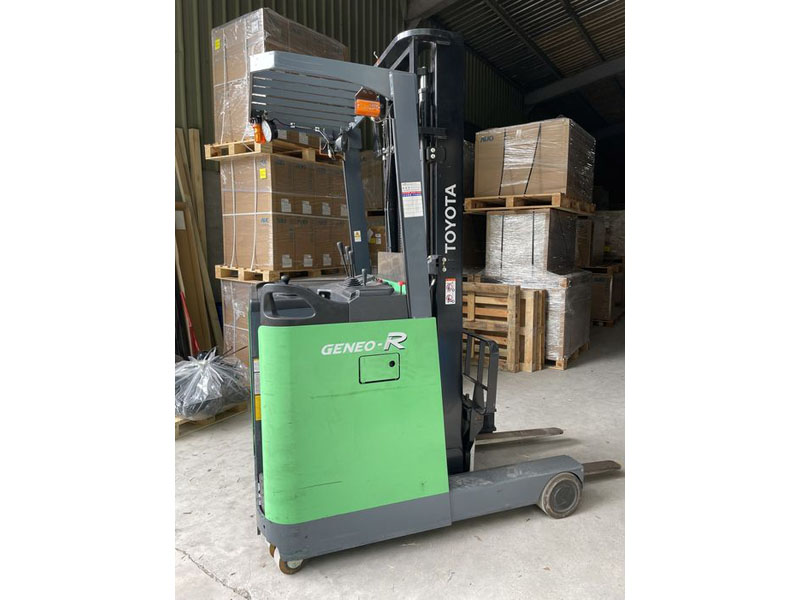 感謝「桃園某科技業」購買一台豐田一噸半立式電動車