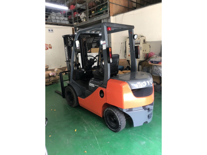 感謝「桃園某塑膠業」購買一台豐田二噸半柴油車