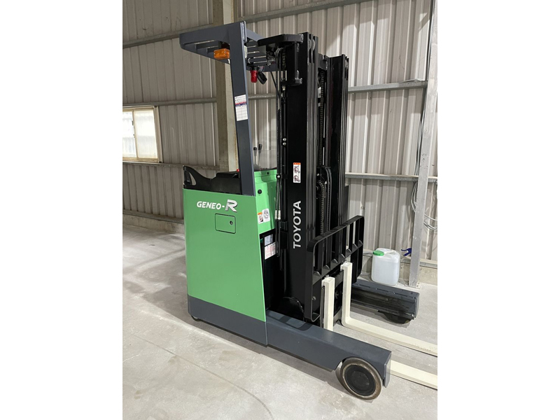 感謝「桃園某電機業」購買一台豐田一噸半立式電動車