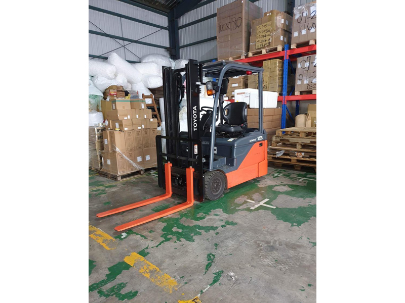 感謝「桃園某包裝業」購買一台豐田電動座式三輪車堆高機