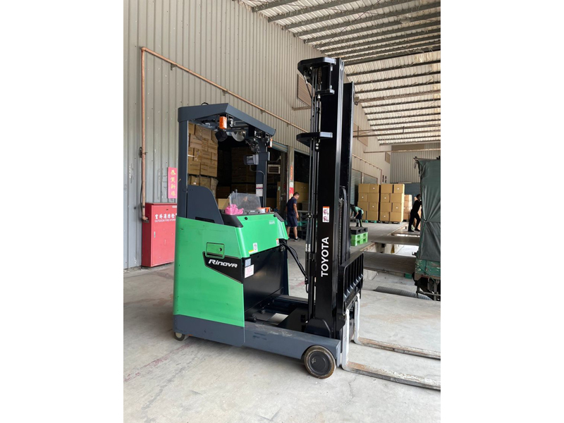 感謝「桃園某塑膠業」購買一台豐田立式電動堆高機