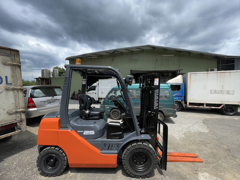 感謝「新北某加工業」購買一台豐田柴油堆高機