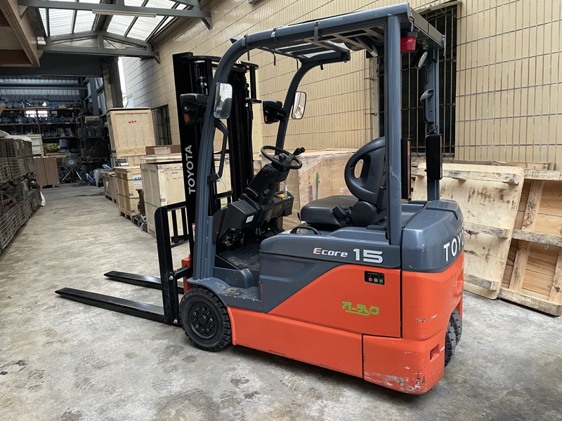 感謝「新北某製造業」購買一台豐田三輪電動堆高機