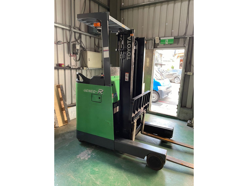 感謝「新北某建材業」購買一台豐田立式電動堆高機